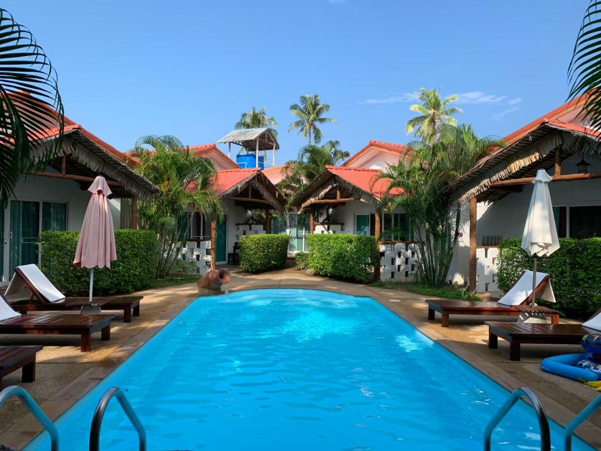 Vivi Bungalows Resort Nai Harn Exterior photo